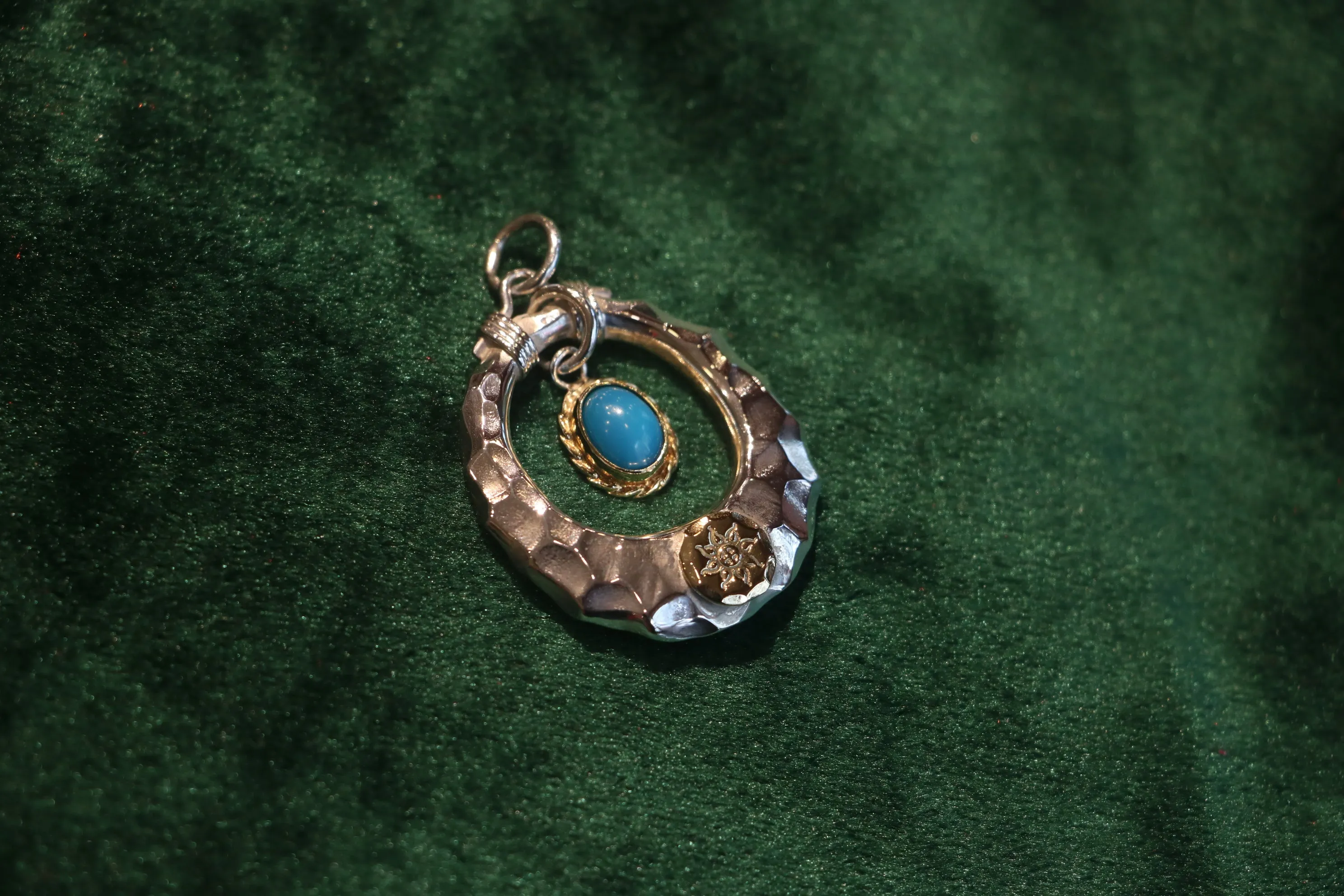 Albatory「Sungate」18K Gold Cup Gold Point Pendant w/Turquoise