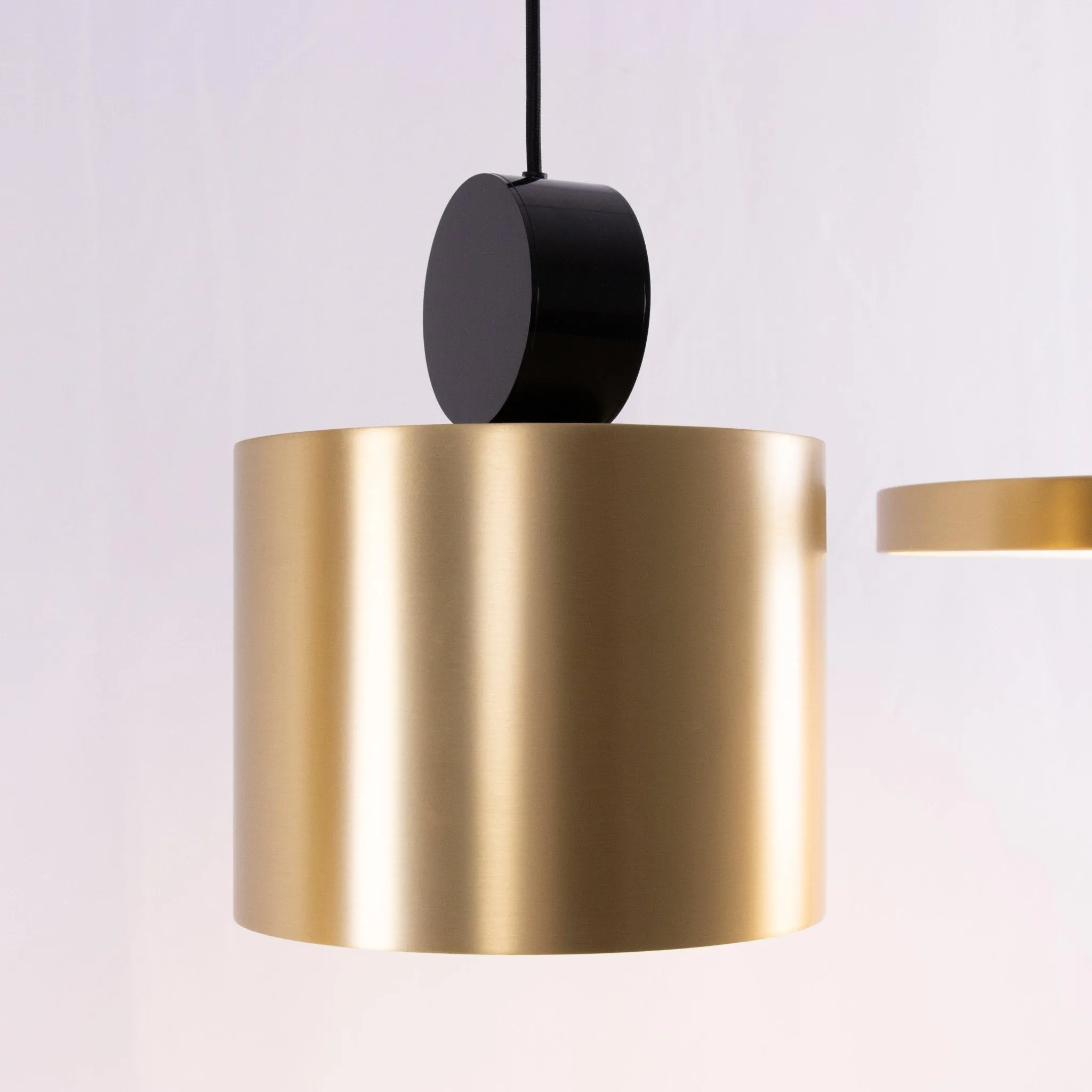 Cale Pendant Collection