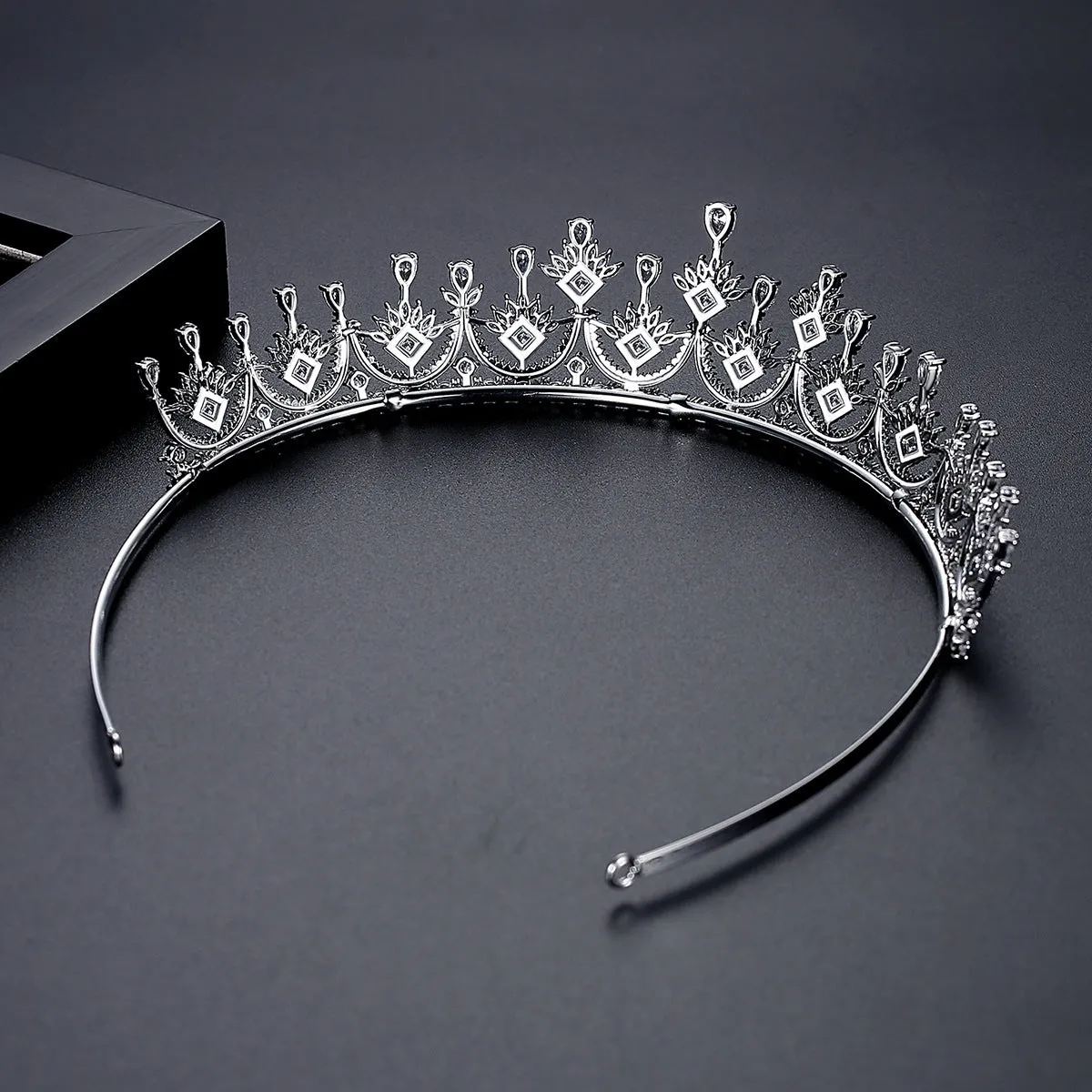 Cubic Zirconia Wedding Tiara for Bridal, Popular Girl Hair Accessories Jewelry