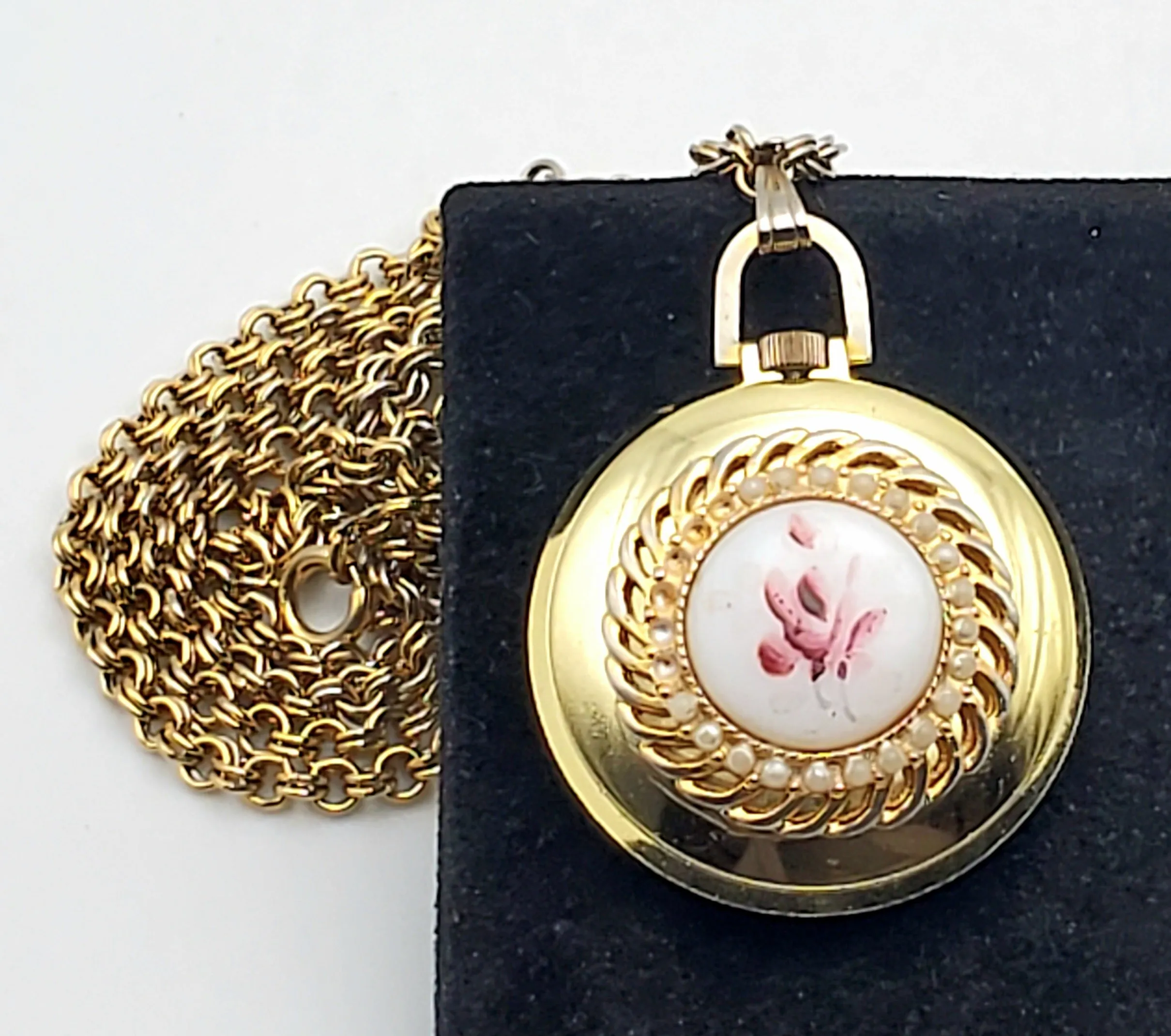 Genovit - De Luxe Antimagnetic Mainspring Gold Tone Watch on Gold Tone Chain Necklace - 29"