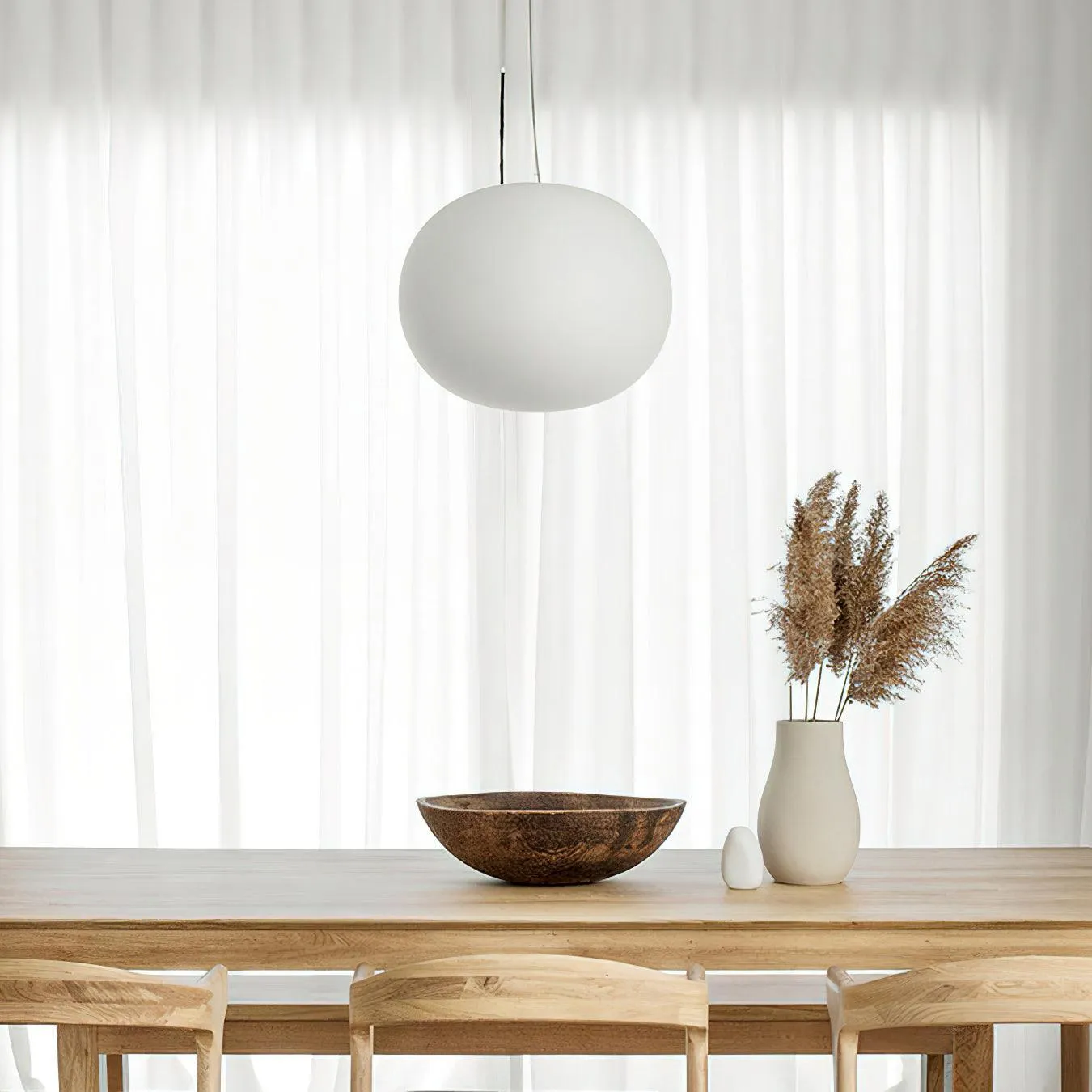 Gloating Pendant Lamp
