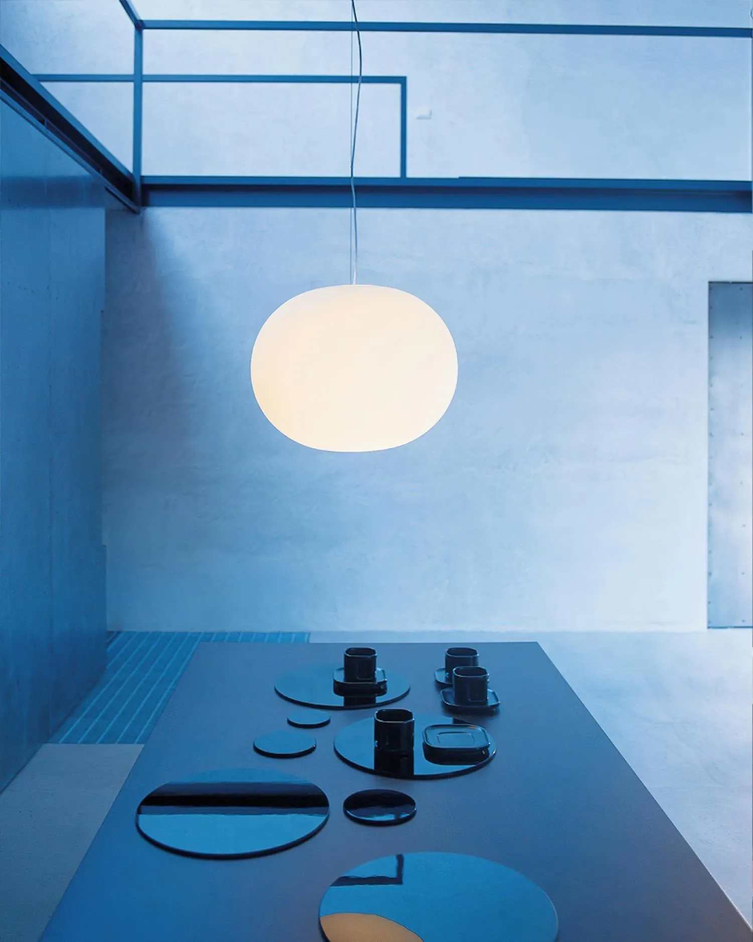 Gloating Pendant Lamp