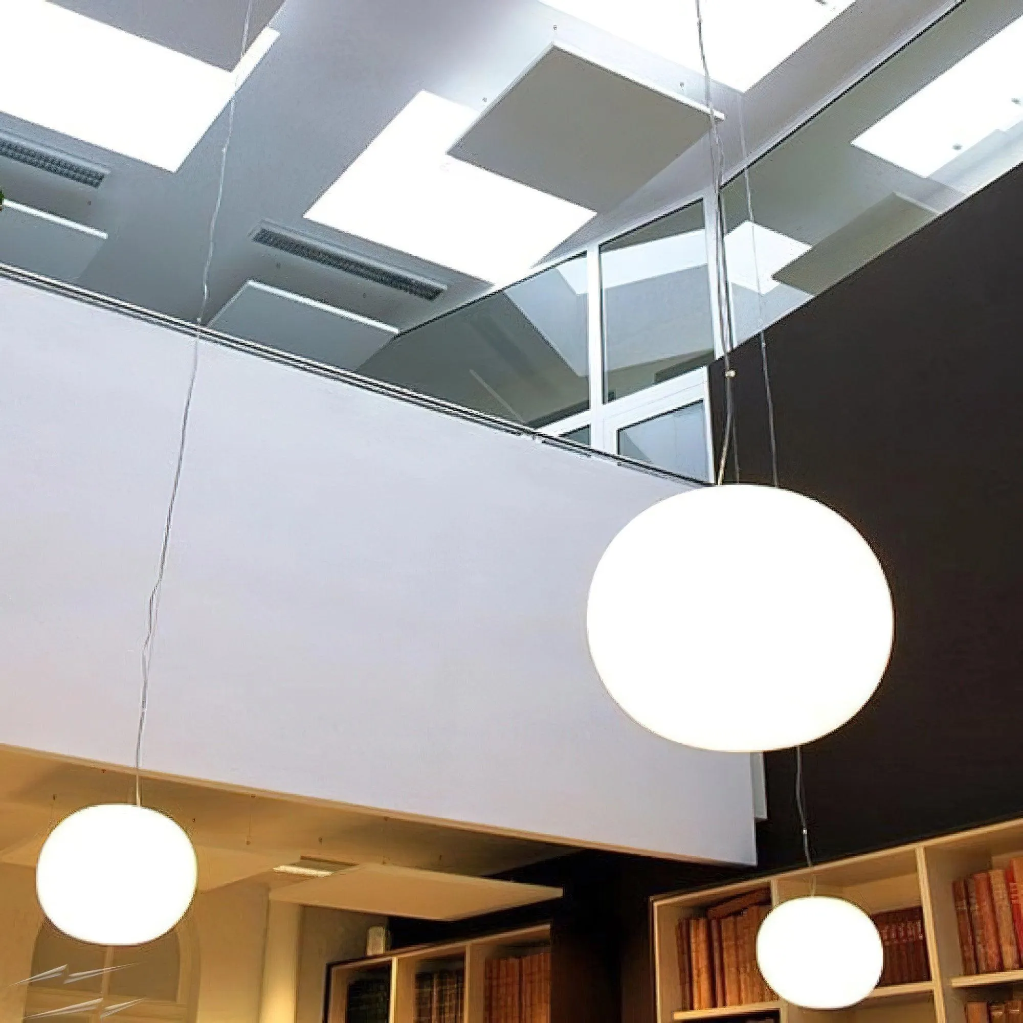 Gloating Pendant Lamp