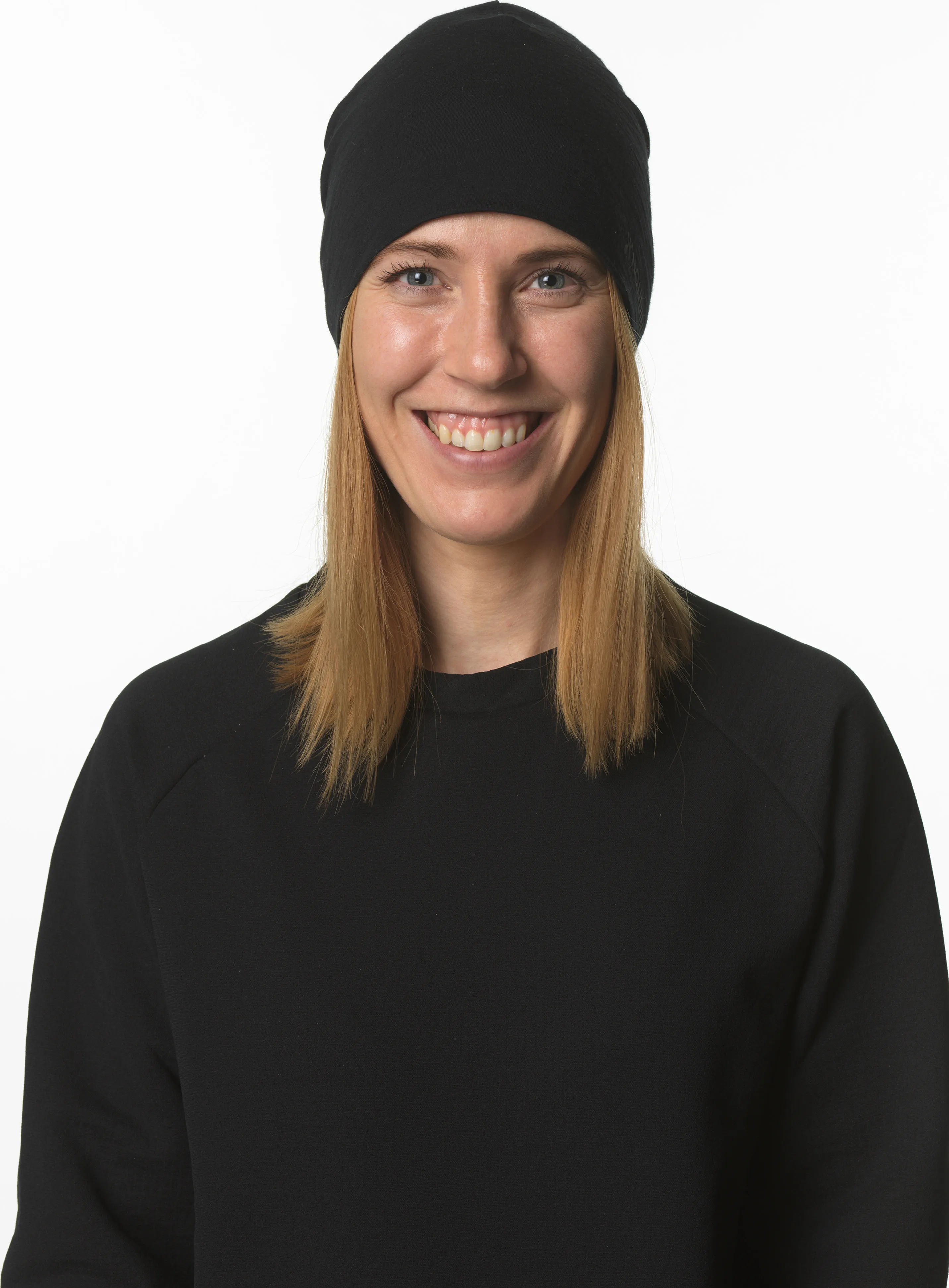 Houdini Desoli Hat True Black/Trueblack | Buy Houdini Desoli Hat True Black/Trueblack here | Outnorth