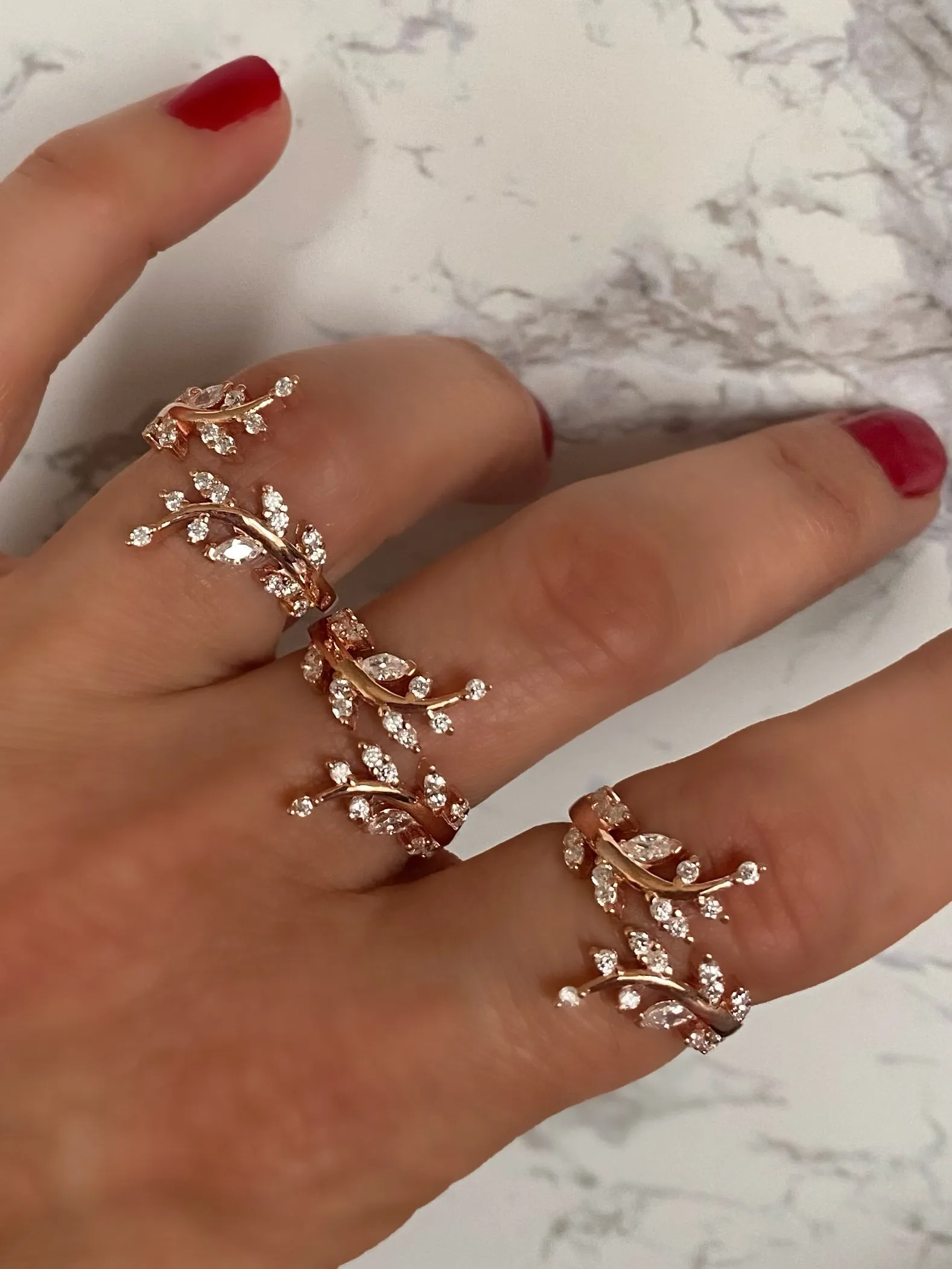 Lush Leaves Ring
