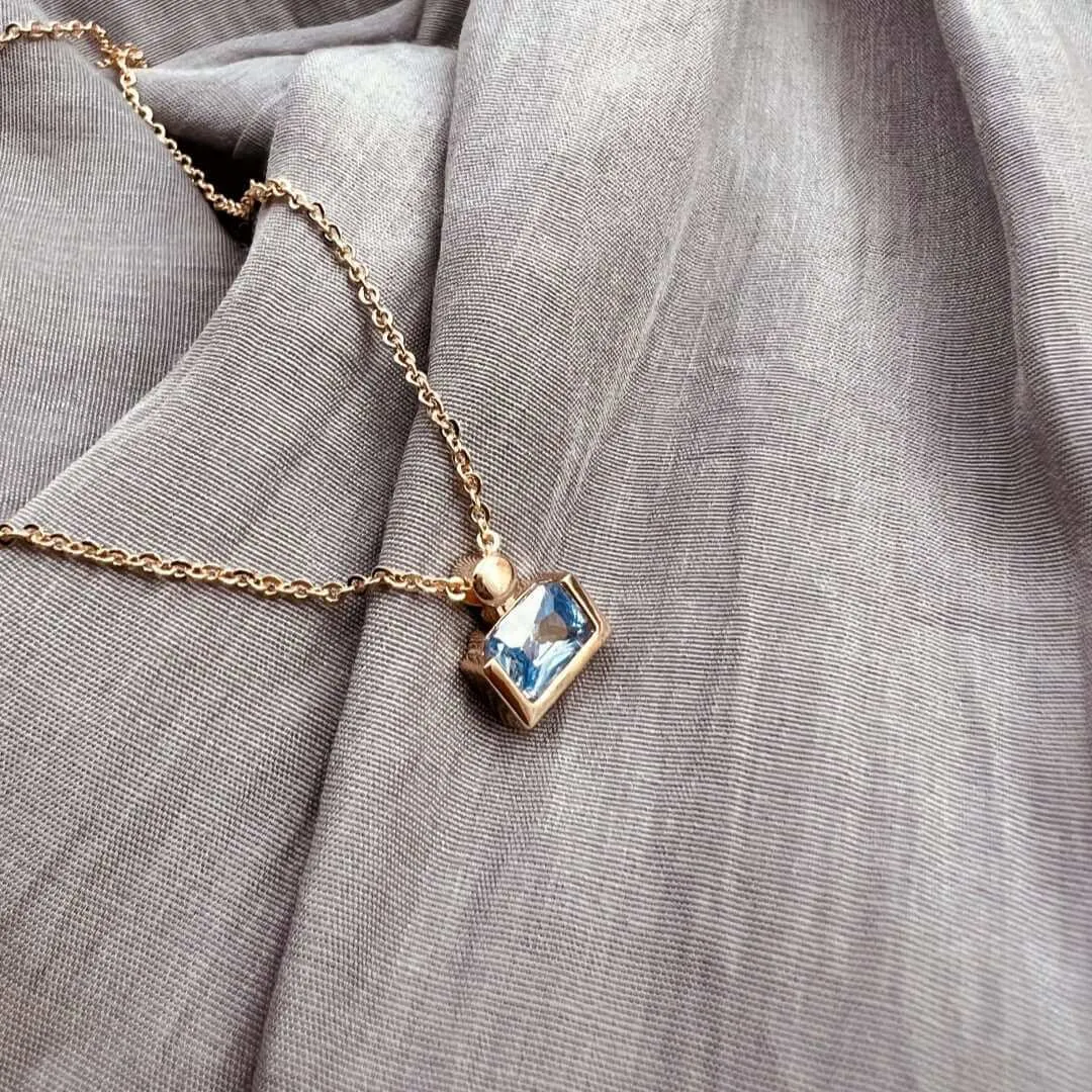 Minimalist Candy Aquamarine Perfume Bottle Necklace for Women