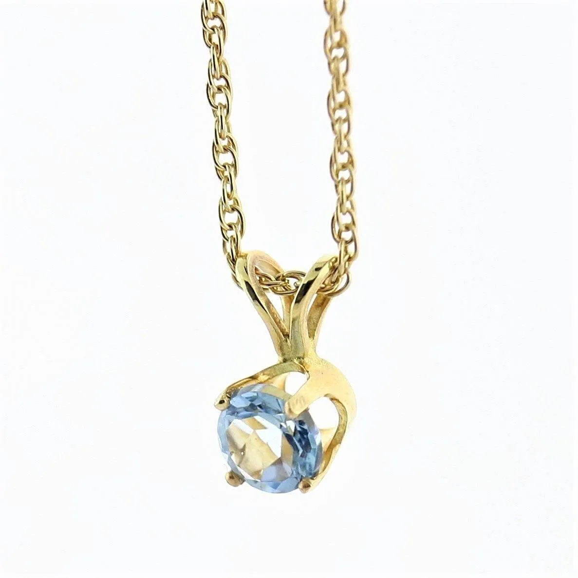 Round Aquamarine Solitaire Pendant Necklace