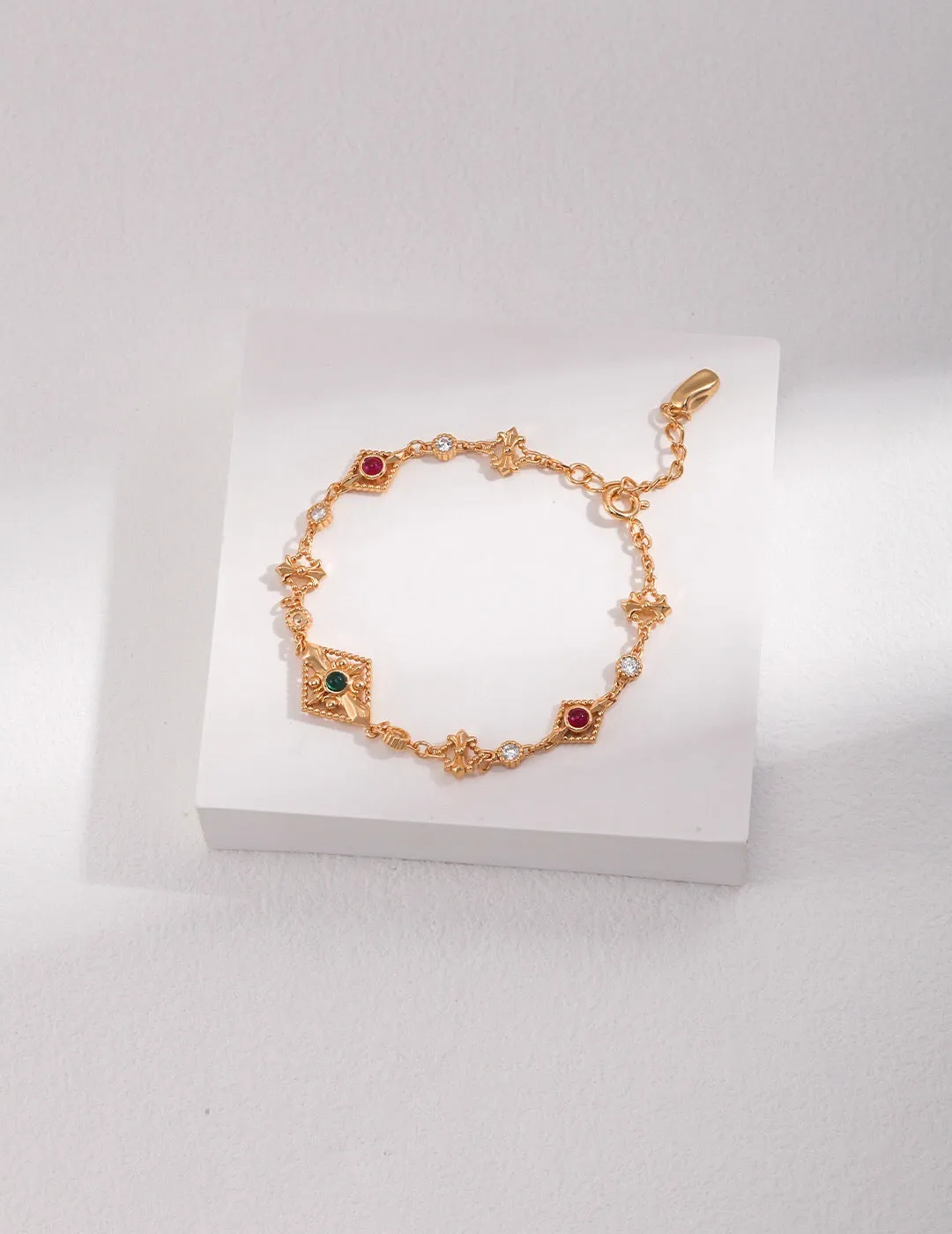 Vintage-style Zircon Bracelet